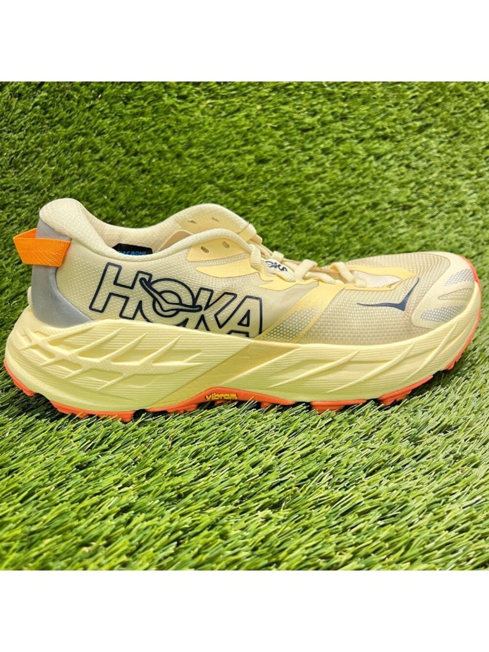 Hoka One One Speedgoat 7 Womens Size 7.5 Vintage Yellow Running Shoes Sneakers